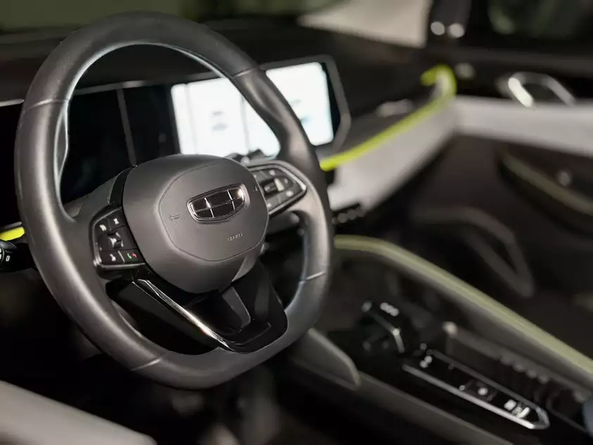 Geely Coolray in affitto a Ras Al Khaimah
