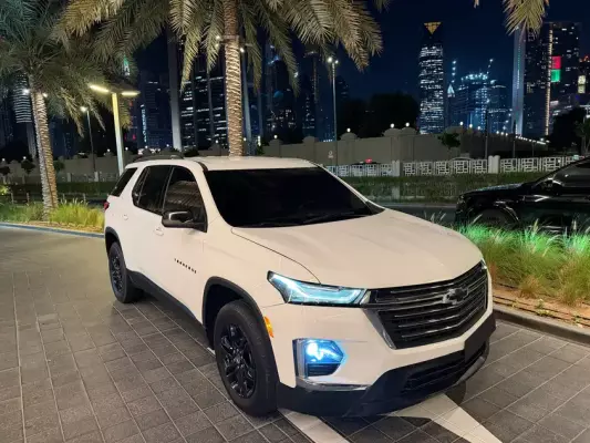 Abu Dabi'de kiralık Chevrolet Traverse