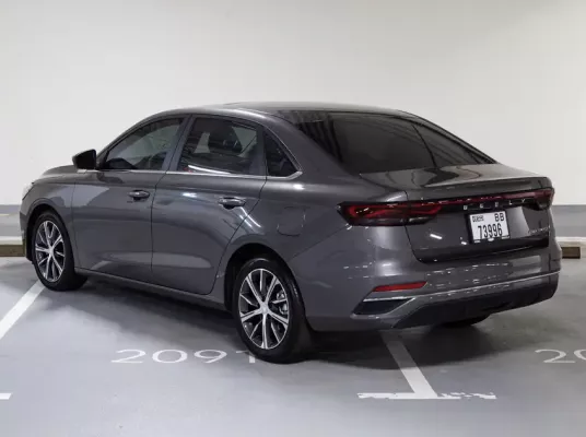 Geely Emgrand in affitto a Ras Al Khaimah