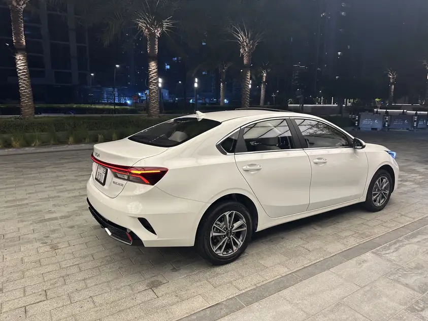 KIA K3 zur Miete in Ras Al Khaimah