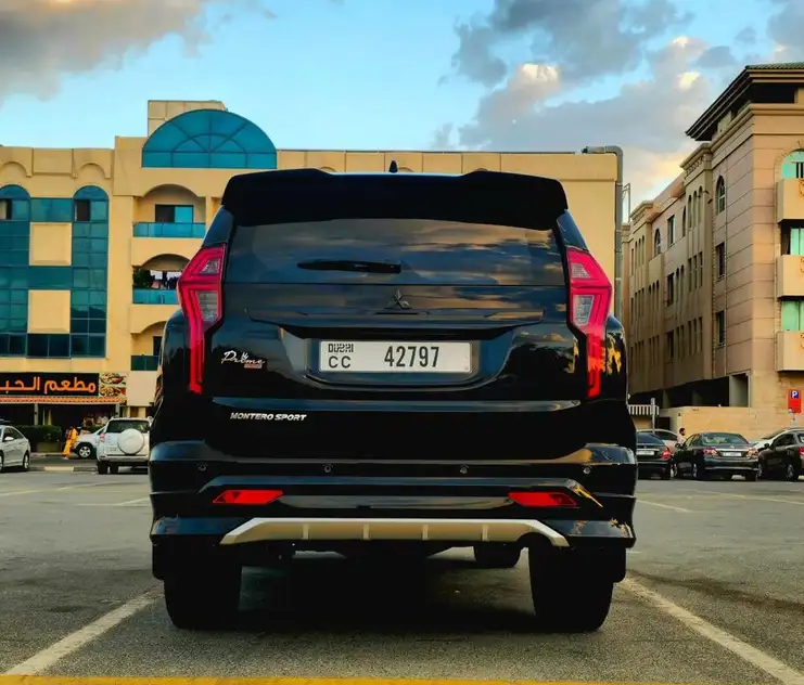 Mitsubishi Montero Sport in affitto a Ras Al Khaimah