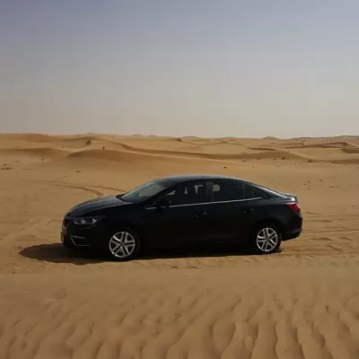 &rlm;إيجار رينو ميغان في دبي
