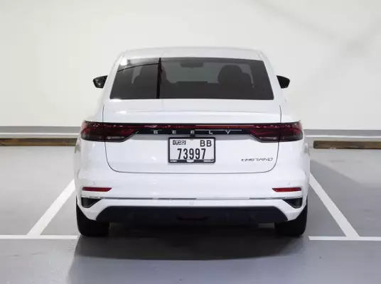 Geely Emgrand для аренды в Дубай