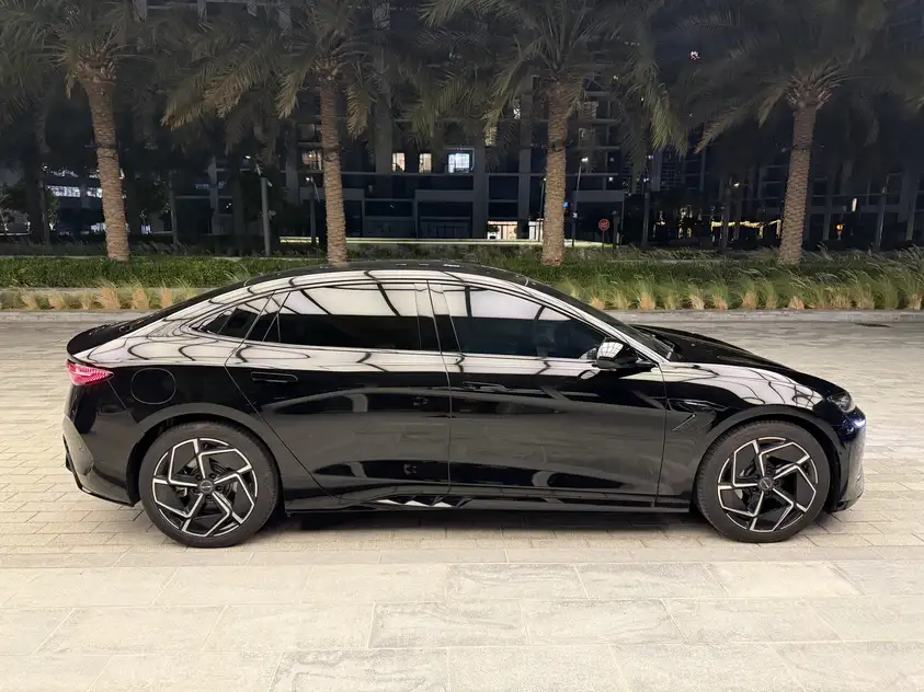 BYD Seal in affitto a Ras Al Khaimah