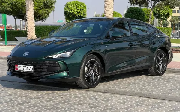 MG 7 te huur in Dubai