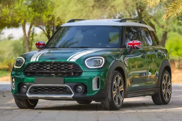 Mini Countryman in affitto a Ras Al Khaimah