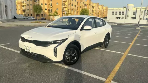 إيجار كيا K3 في دبي