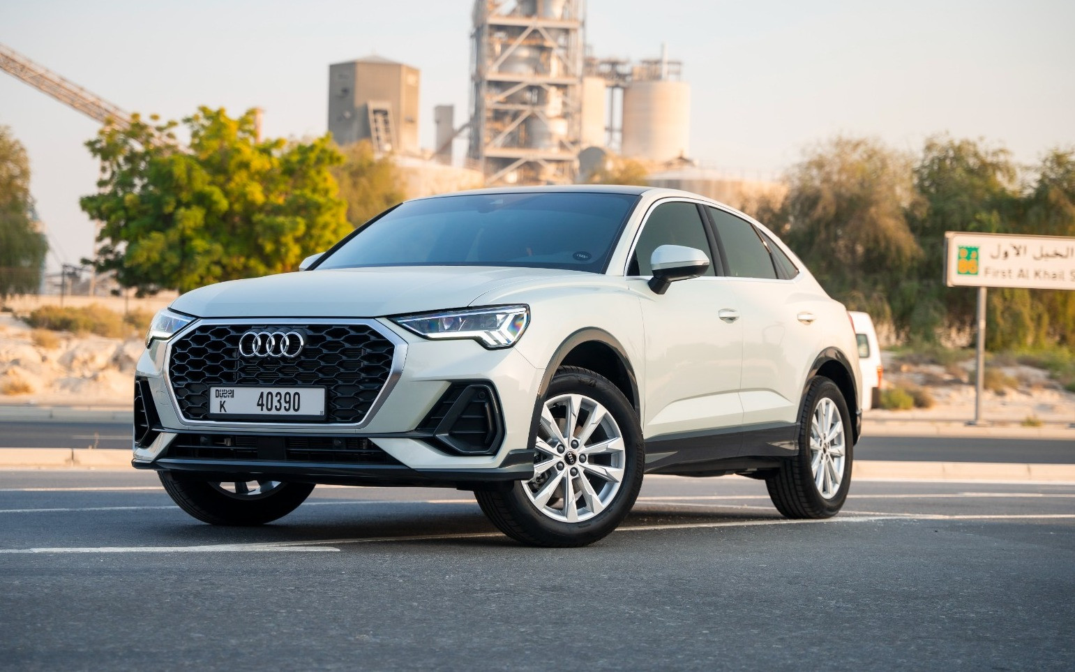 Audi Q3 para alquiler en Dub&aacute;i