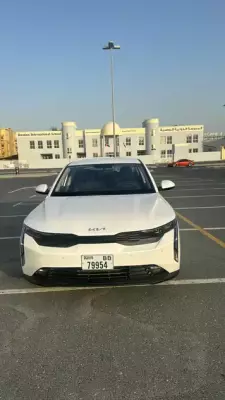 KIA K3 te huur in Dubai