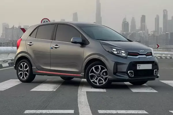 KIA Picanto te huur in Dubai