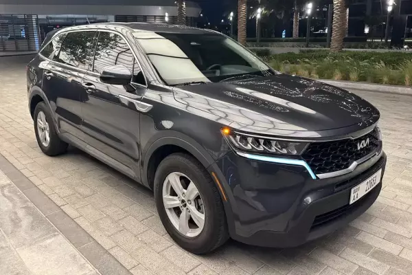 KIA Sorento te huur in Dubai