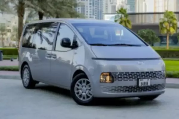 Hyundai Staria для аренды в Рас-эль-Хайме