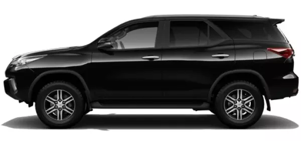 Dubai'de kiralık Toyota Fortuner