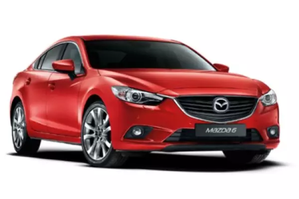 Mazda 6 te huur in Sharjah