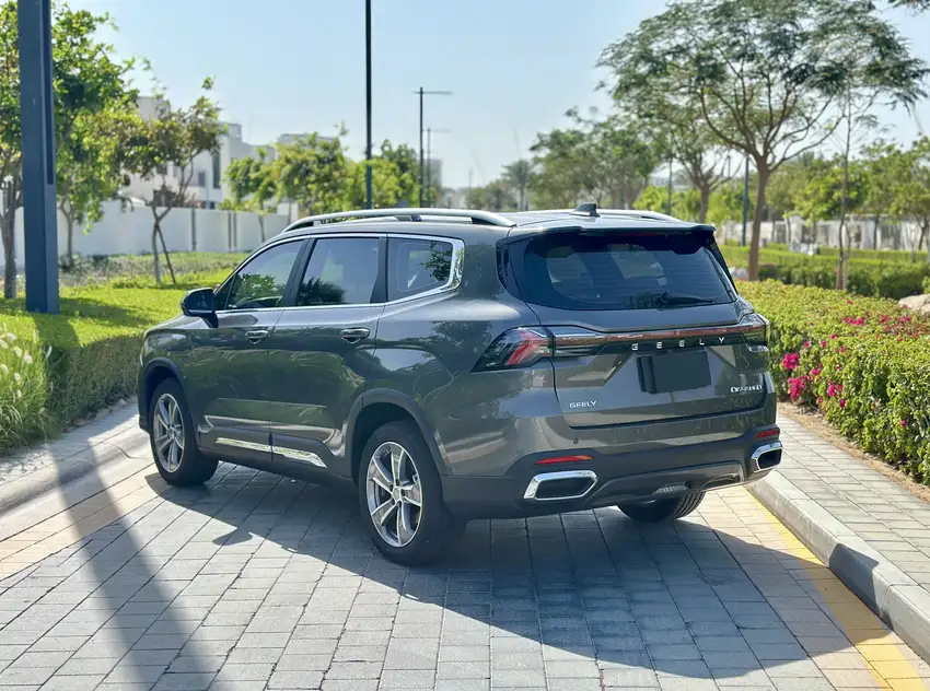 Geely Okavango in affitto a Ras Al Khaimah