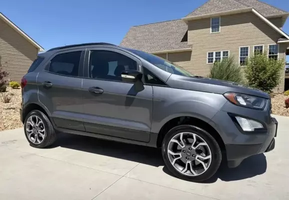 إيجار فورد EcoSport في دبي