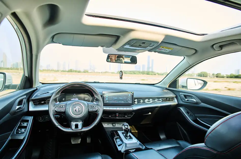 MG GT in affitto a Ras Al Khaimah