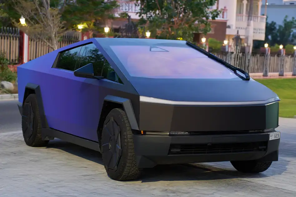 Tesla Cybertruck in affitto a Ras Al Khaimah