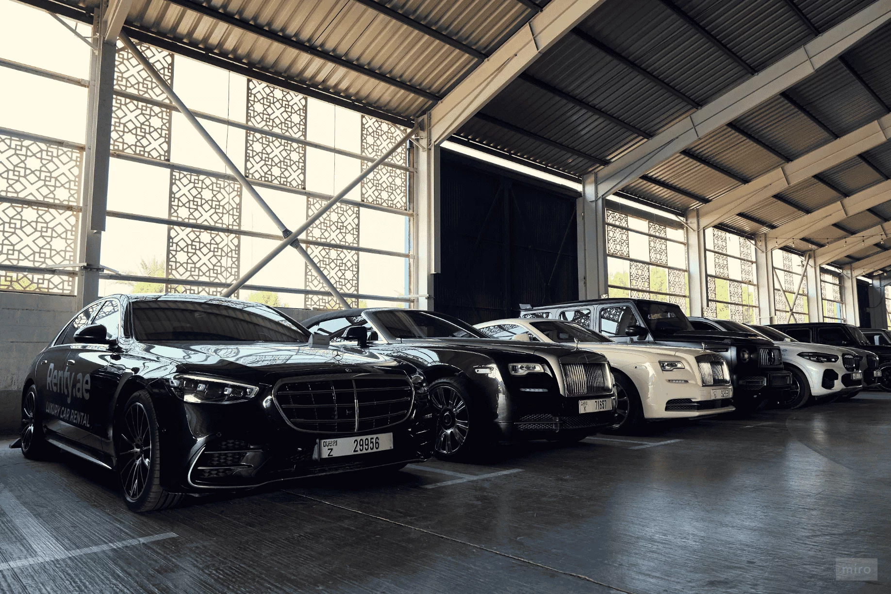luxury car fleet photo 4