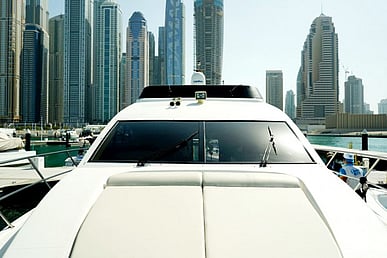 إيجار Gulf Craft 48 قدم فيDubai Harbour في دبي