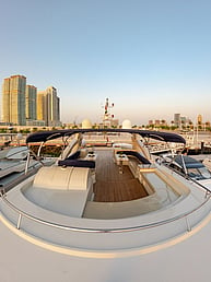 Kona 110 Fuß (2022) in Dubai Harbour  zur Miete in Dubai