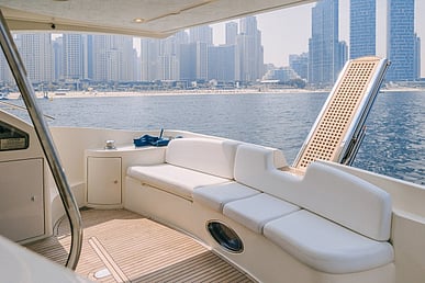 Monica 50 футов в Dubai Marina для аренды в Дубай