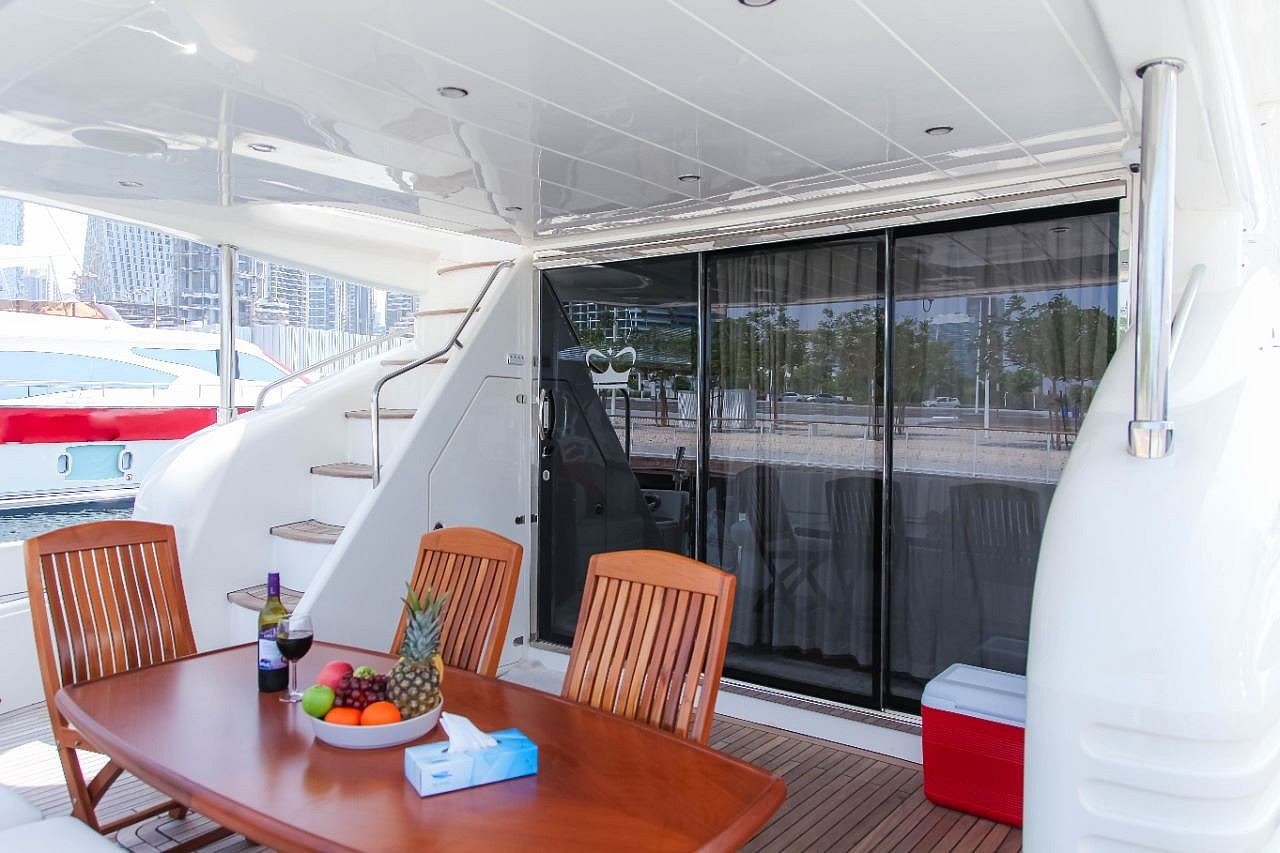 Amotea 72 ft in Dubai Harbour for rent in Dubai 3