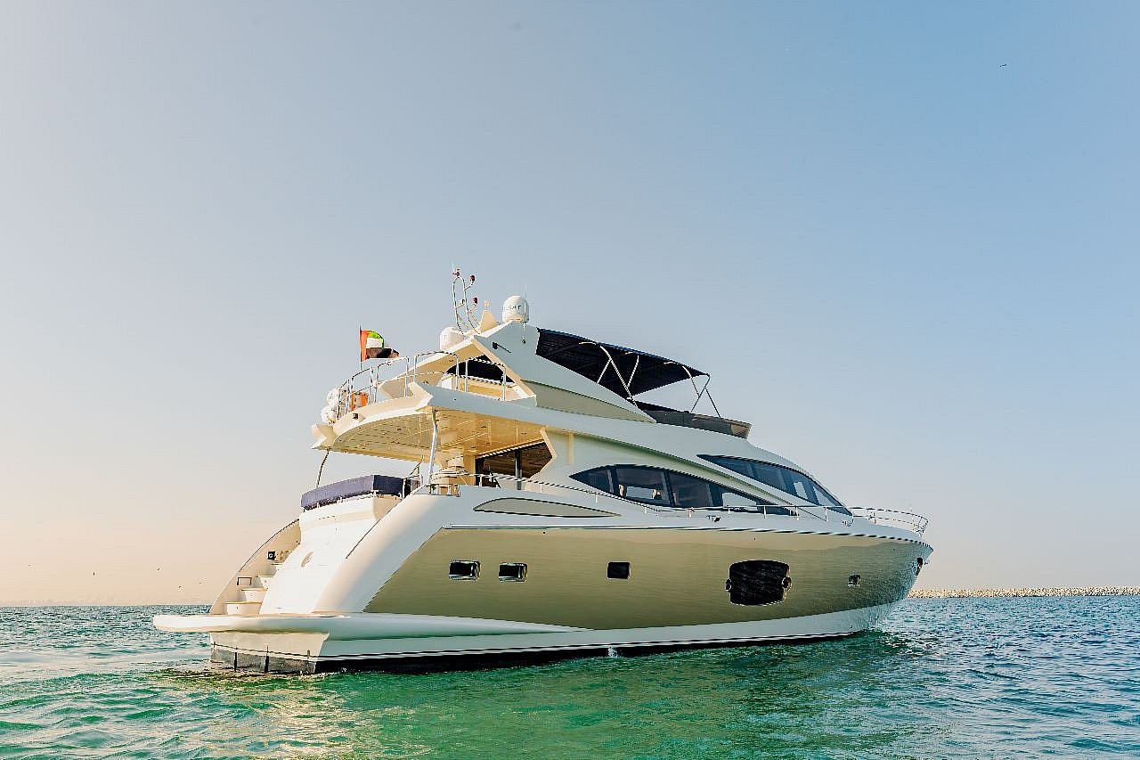 Astra 76 ft (2022) in Dubai Harbour for rent in Dubai 20