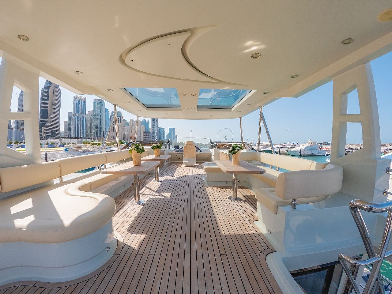 Explora 60 футов (2022) в Dubai Harbour для аренды в Дубай 2