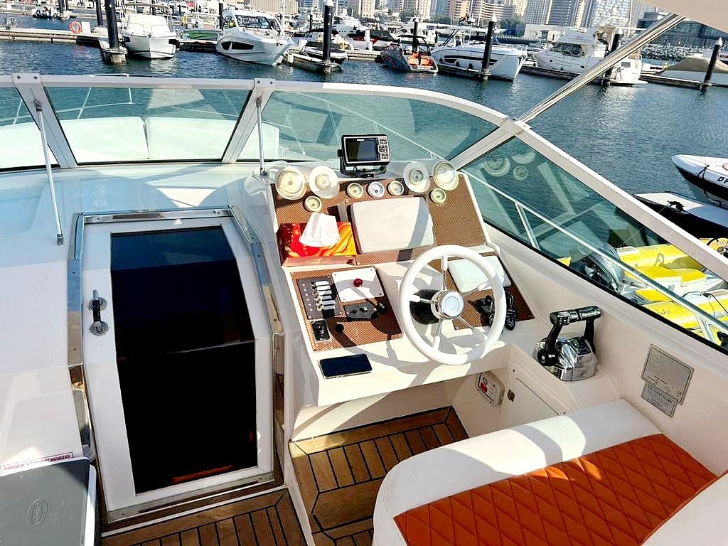 Gulf Craft 36 ft in Dubai Marina for rent in Dubai 5