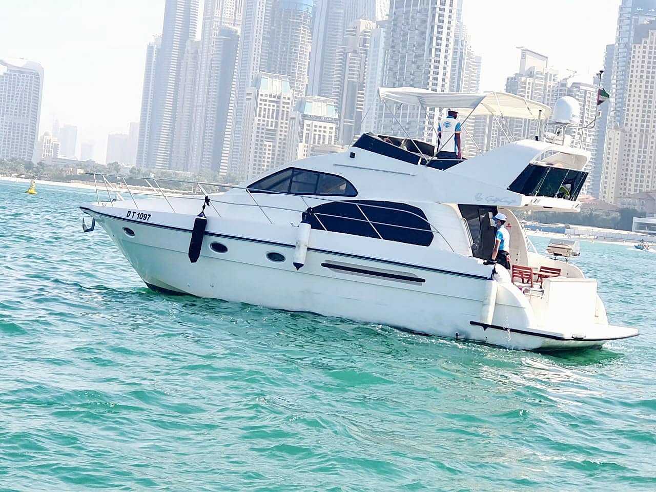 在迪拜 租 Gulf Craft 48 英尺 在Dubai Harbour 7