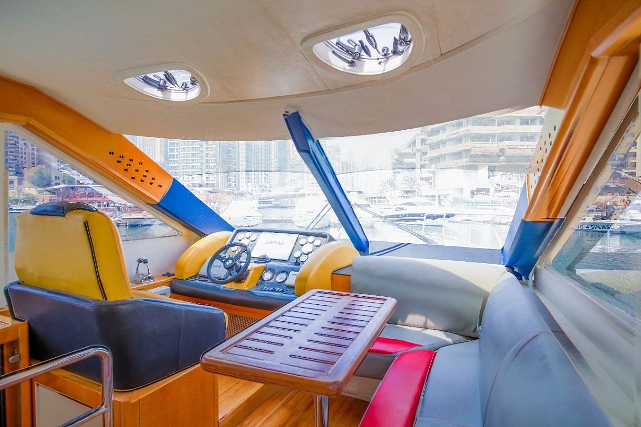Hamdan 63 футов (2022) в Dubai Harbour для аренды в Дубай 1