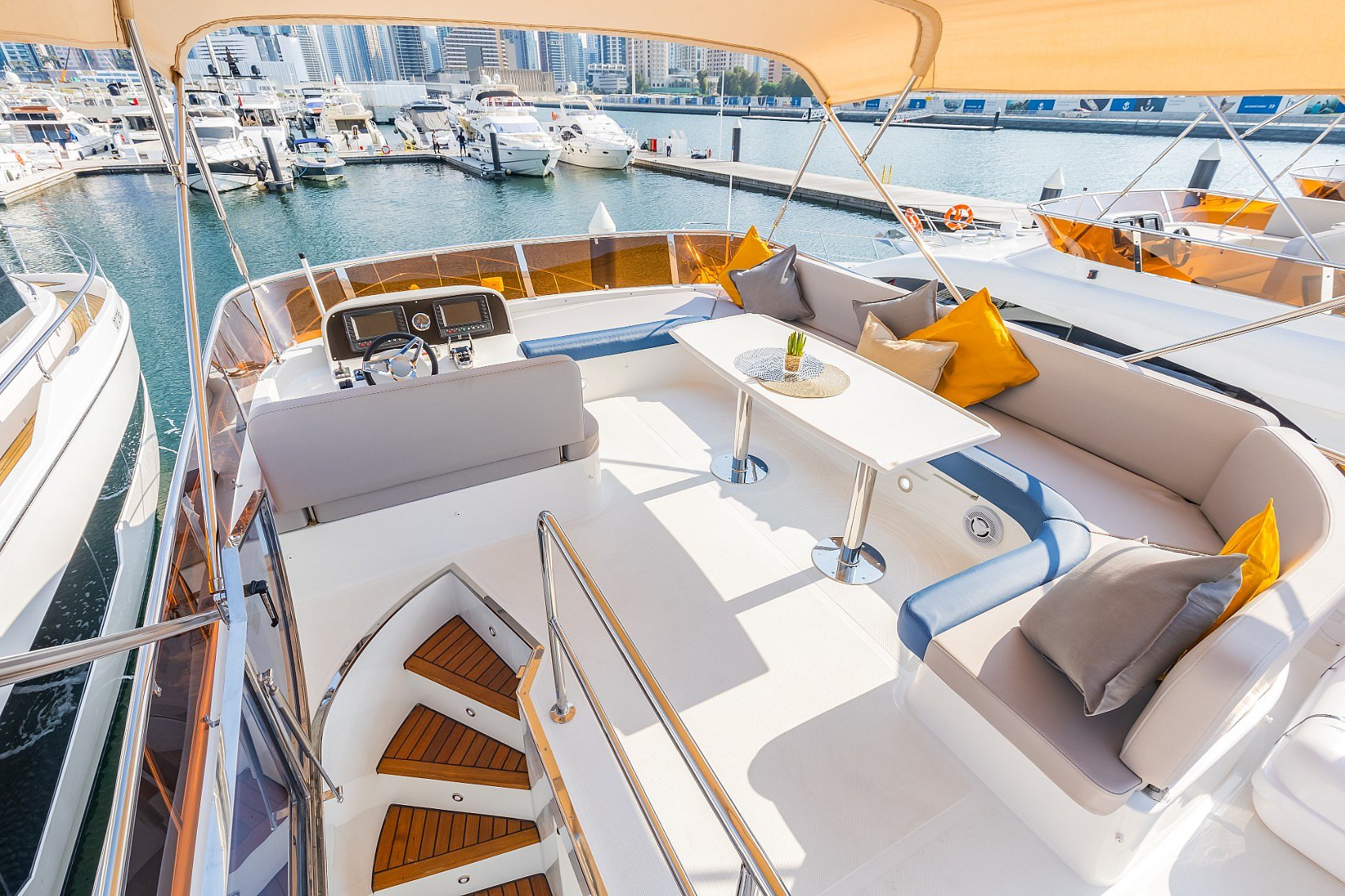 Luna 52 ft (2023) in Dubai Harbour for rent in Dubai 2