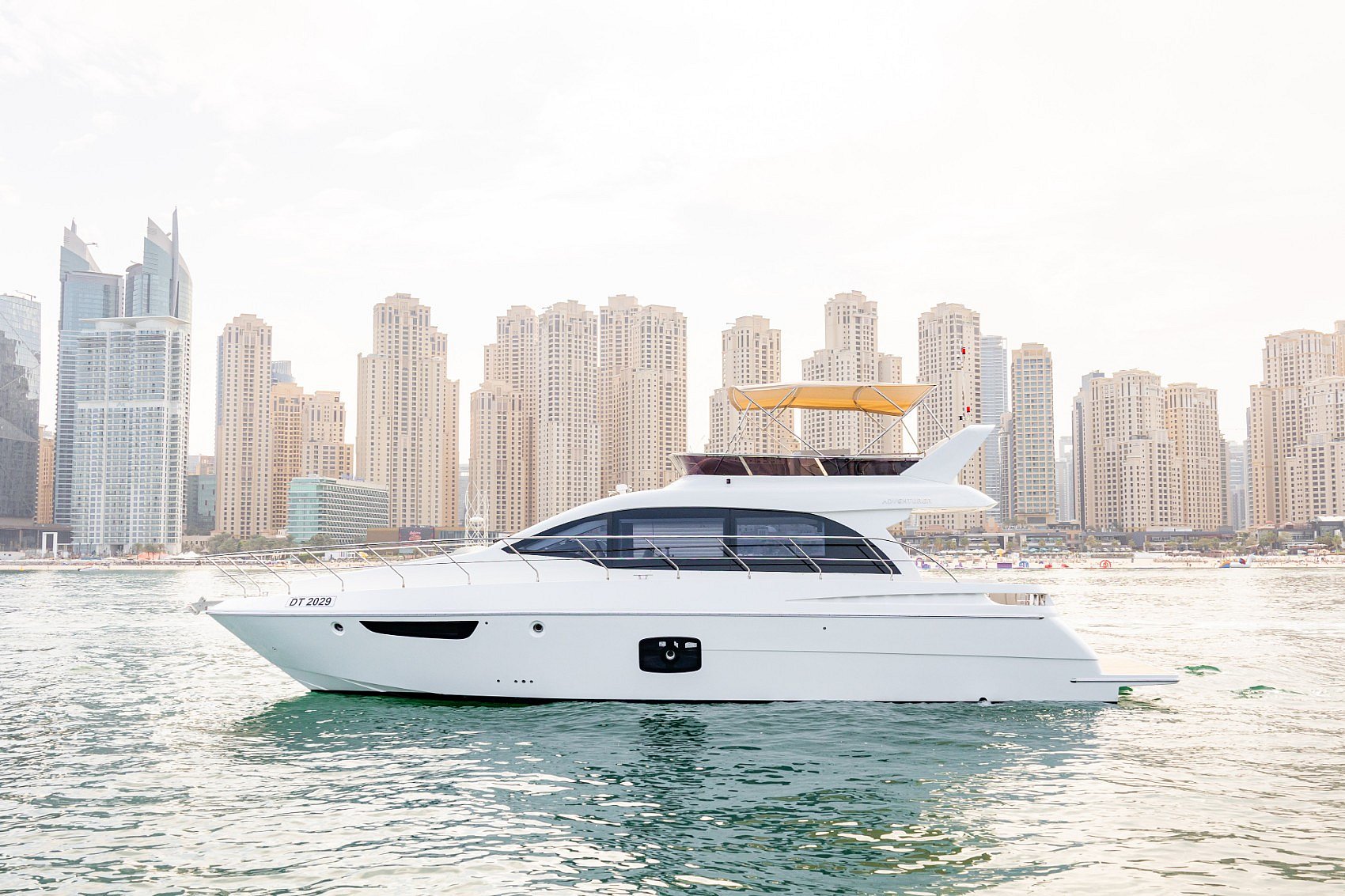 在迪拜 租 Uno 57 英尺 (2022) 在Dubai Harbour 0