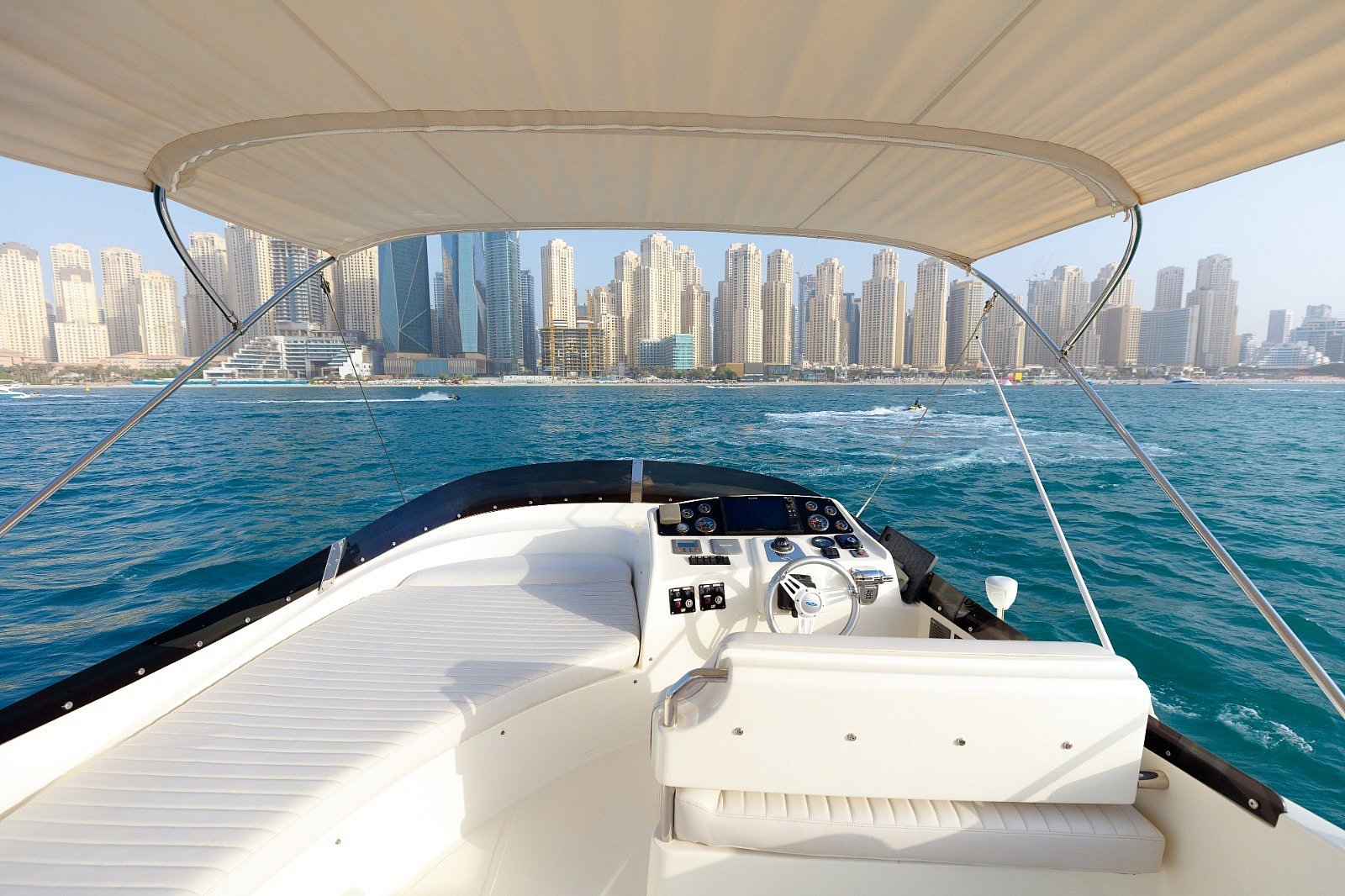 Veronika 55 ft in Dubai Harbour for rent in Dubai 8