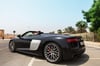 Audi R8 V10 Spyder (Черный), 2018 для аренды в Дубай 1