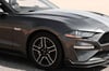 Ford Mustang cabrio V8 (Grigio Scuro), 2020 in affitto a Dubai 1