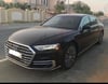 黑色 Audi A8, 2020 迪拜汽车租凭 