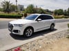 Audi Q7 (Blanco), 2022 para alquiler en Dubai 1