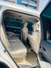 白色 Toyota Land Cruiser 300, 2021 迪拜汽车租凭 