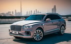 Bentley Bentayga (Beige), 2022  zur Miete in Sharjah