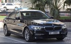 BMW 520I (Negro), 2019 para alquiler en Dubai