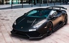 在迪拜 租 Lamborghini Huracan (黑色), 2019