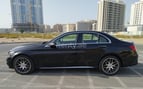 Mercedes C300 Class (Черный), 2020 для аренды в Дубай