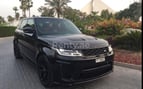 Range Rover Sport SVR (Schwarz), 2020  zur Miete in Dubai