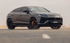 Lamborghini Urus (Gris Oscuro), 2021 para alquiler en Sharjah