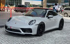 Porsche 911 Carrera 4s cabrio (Gris), 2022 para alquiler en Dubai