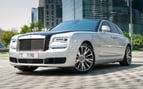 إيجار Rolls Royce Ghost (فضة), 2020 في أبو ظبي