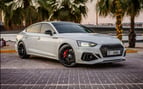 2021 Audi A5 with RS5 Bodykit (Blanco), 2021 para alquiler en Dubai