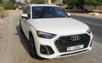 Audi Q5 (Blanco), 2022 para alquiler en Dubai